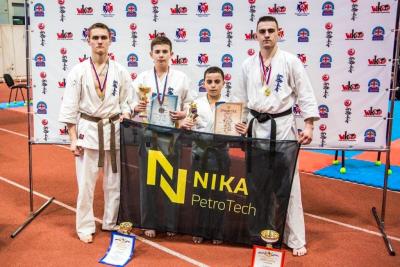 Юные спортсмены FIGHT BAZA взяли серебро на первенстве ЦФО по киокусинкай карате