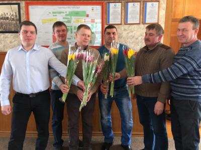 Дорогие женщины компании «НИКА-ПЕТРОТЭК»!