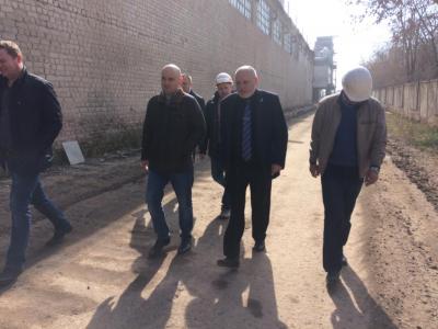 Площадку «НИКИ-ПЕТРОТЭК» в Семилуках проинспектировал представитель народного фронта Олег Вельможин