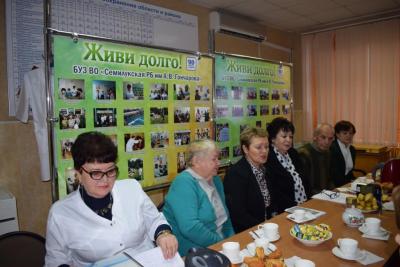 В Семилукской ЦРБ состоялся круглый стол председателей Советов ветеранов района, СОЗа и ЦРБ