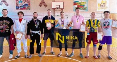 Бойцы FIGHT BAZA завоевали девять медалей на турнире по грэпплингу, посвящённому Дню Победы