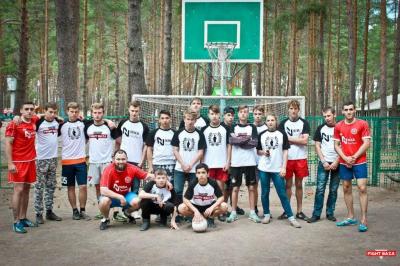 Академия боевых единоборств FIGHT BAZA уделила внимание воронежским детям-сиротам и передала гостинцы