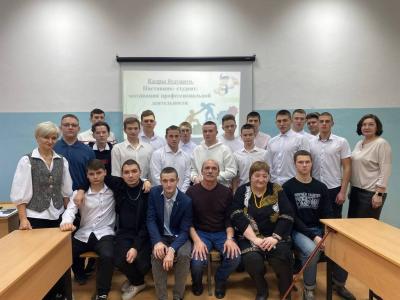 Кадры будущего: как систему наставничества практикуют в ОП «НИКА-ПЕТРОТЭК» г. Семилуки