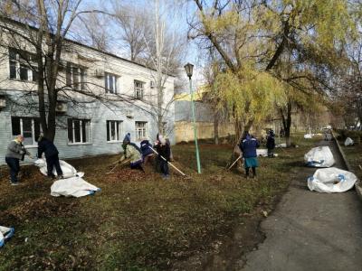 Сотрудники «НИКА-ПЕТРОТЭК» провели субботник