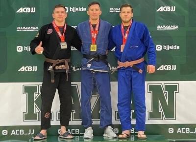 Спортсмены академии боевых единоборств Fight Baza привезли с престижного турнира в Казани золото и серебро