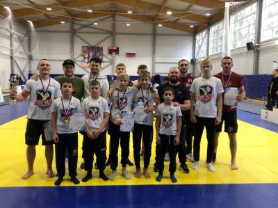 Спортсмены академии боевых единоборств Fight Baza привезли с соревнований золотые медали
